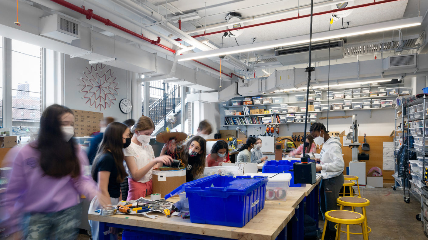 Middle school engineering class in the Design Studios at Ethical Culture Fieldston School